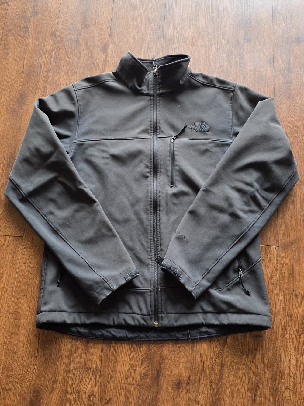 The North Face Men's Black Softshell Jacket - Full-Zip